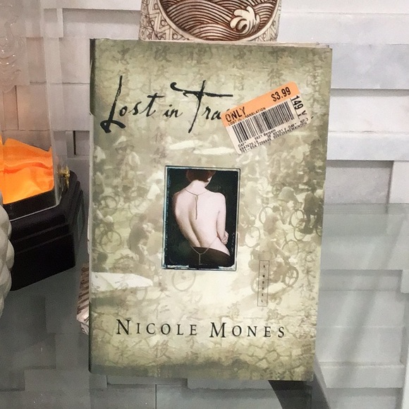 📚Lost In Translation by Nicole Mones Hardcover Contemporary Fiction - Picture 1 of 11